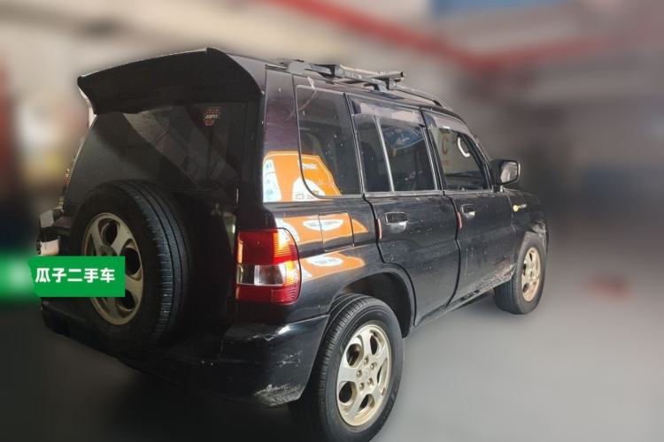 Used Leopaard Feiting 2013 Classic Edition 2.0L Two-Wheel Drive Standard Model Rear Right 45 Deg