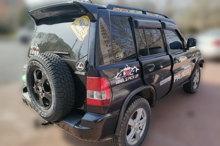 Used Leopaard Feiting 2013 Classic Edition 2.0L Four-Wheel Drive Standard Model Rear Right 45 Deg