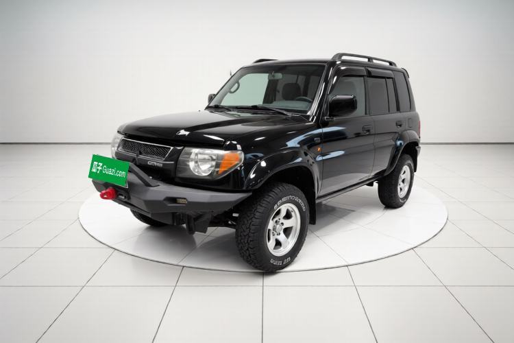 Used Leopaard Feiting 2013 Classic Edition 2.0L Two-Wheel Drive Standard Model Guazi used car, China used car export, Used car for sale, Used  cars, Cheapest cars for sale