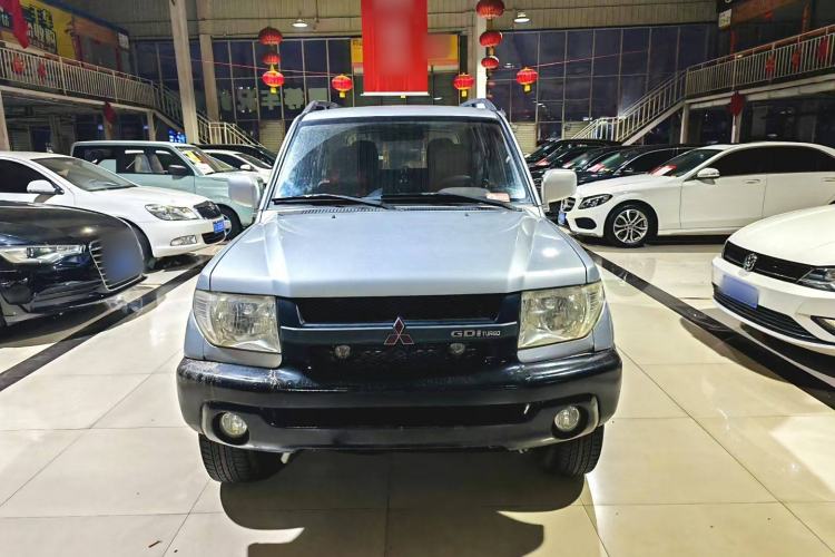 Used Leopaard Feiting 2013 Classic Edition 2.0L Two-Wheel Drive Standard Model Exterior 1