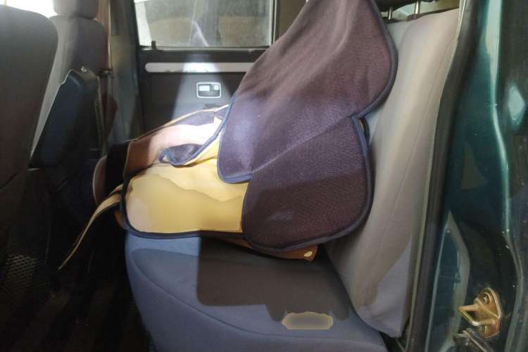 Used Leopaard Feiyang 2010 2.2L - YZK1022EAS Left Rear Seat