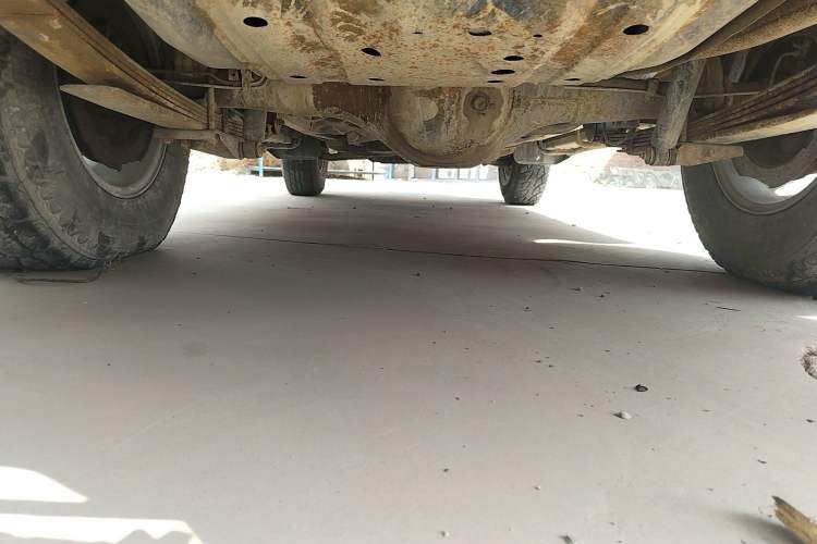 Used Leopaard Heijingang 2009 2.4L Manual 4x4 Chassis Rear