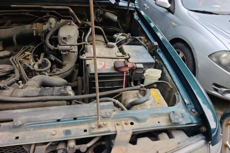 Used Leopaard Heijingang 2009 2.4L Manual Two-Wheel Drive Engine Bay Left