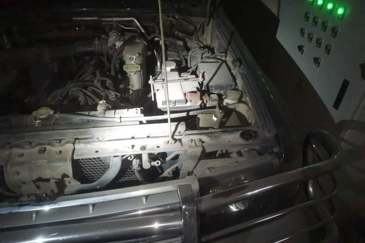 Used Leopaard Heijingang 2009 2.4L Manual 4x4 Engine Bay Left