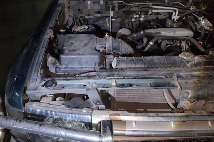 Used Leopaard Heijingang 2009 2.5T Diesel Two-Wheel Drive Engine Bay Right