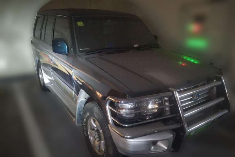 Used Leopaard Heijingang 2009 2.4L Manual 4x4 Front Right 45 Deg
