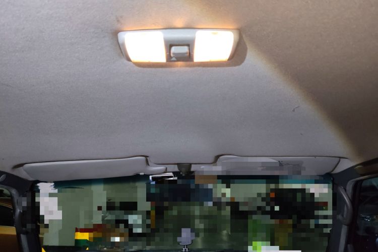 Used Leopaard Heijingang 2009 2.5T Diesel Two-Wheel Drive Headliner