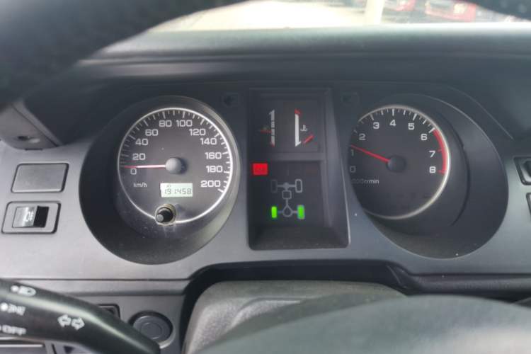 Used Leopaard Heijingang 2009 2.4L Manual Transmission 4x4 China Stage III Instrument Cluster