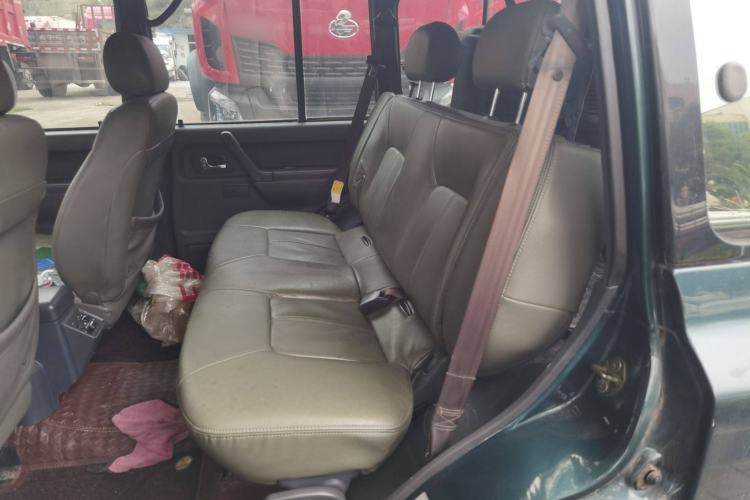 Used Leopaard Heijingang 2009 2.4L Manual Transmission 4x4 China Stage III Left Rear Seat
