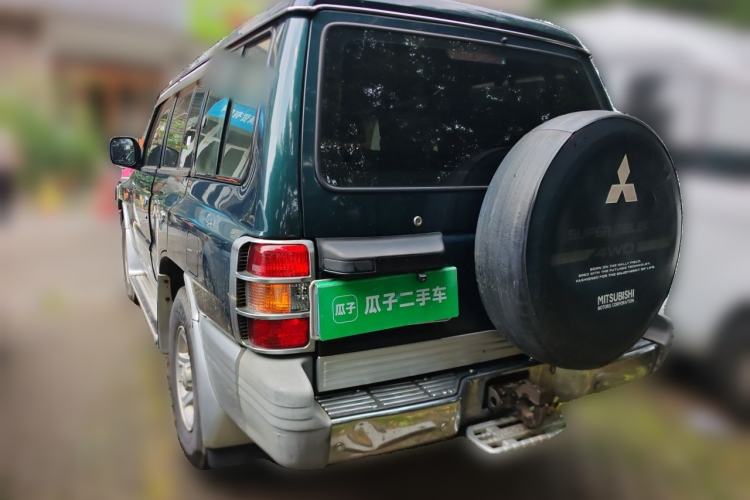 Used Leopaard Heijingang 2009 2.4L Manual Two-Wheel Drive Rear Left 45 Deg