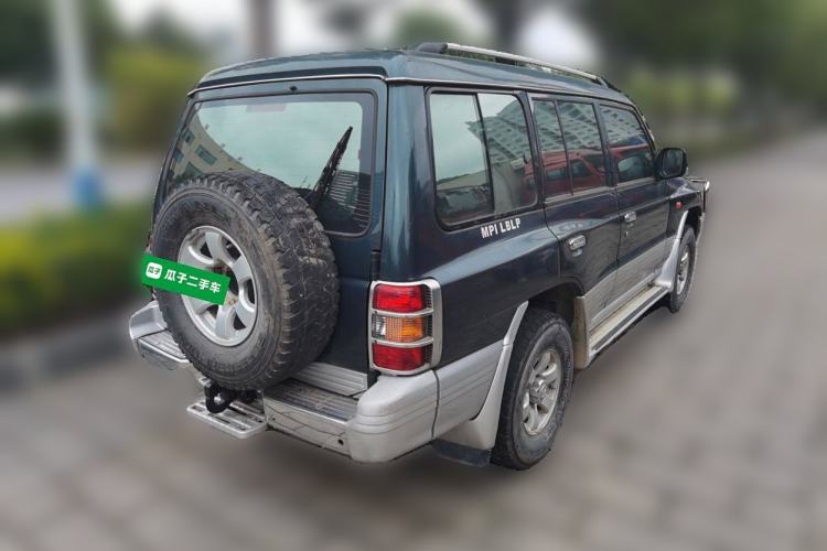 Used Leopaard Heijingang 2009 2.4L Manual Transmission 4x4 China Stage III Rear Right 45 Deg