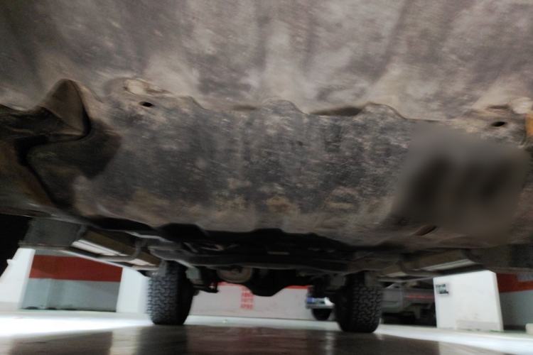 Used Leopaard Heijingang 2009 2.4L Manual Two-Wheel Drive Chassis Front
