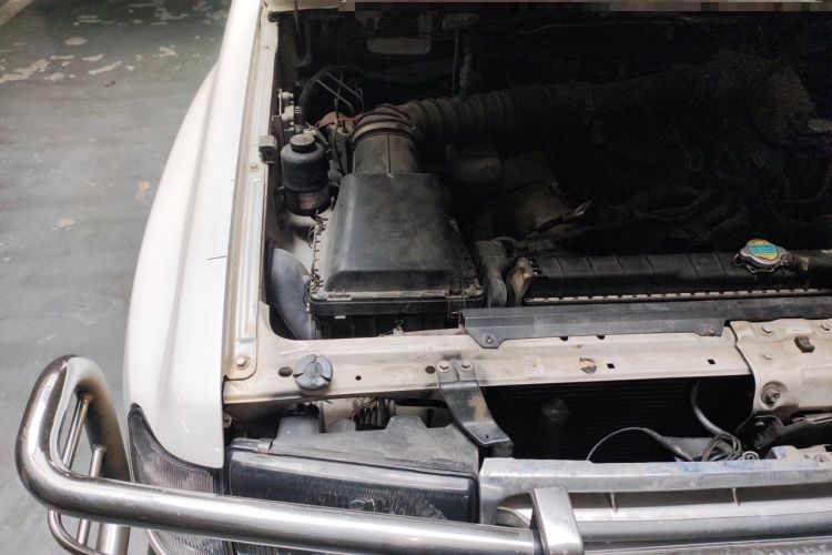Used Leopaard Heijingang 2009 2.4L Manual Two-Wheel Drive Engine Bay Right