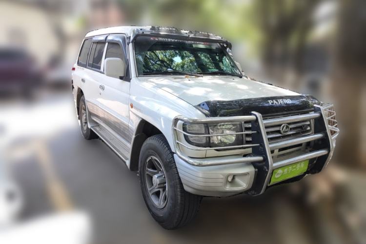 Used Leopaard Heijingang 2009 2.4L Manual 4x4 Front Right 45 Deg