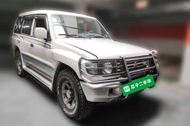 Used Leopaard Heijingang 2009 2.4L Manual Two-Wheel Drive Front Right 45 Deg