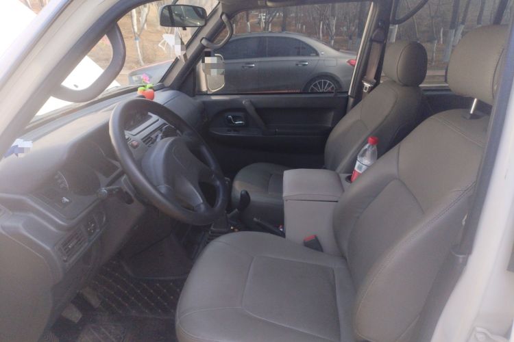 Used Leopaard Heijingang 2009 2.4L Manual 4x4 Left Front Seat