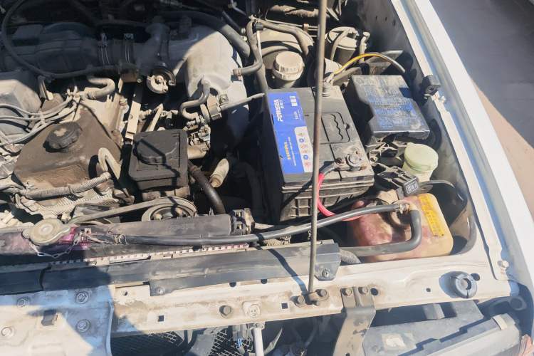 Used Leopaard Heijingang  Engine Bay Left