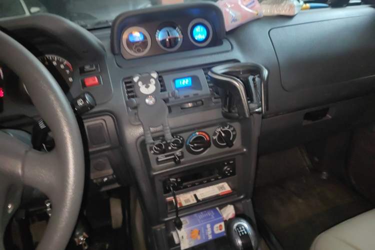 Used Leopaard Heijingang 2013 2.2L Manual Two-Wheel Drive Standard Version Audio And AC Panel