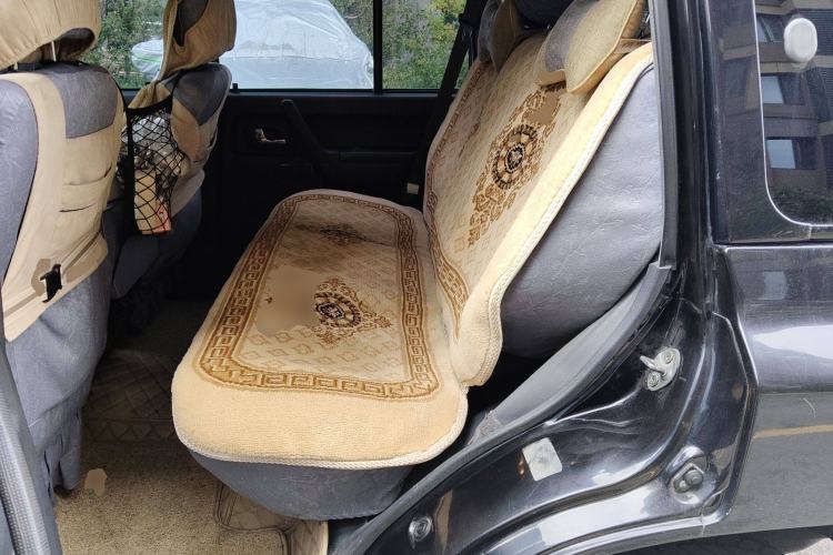 Used Leopaard Heijingang 2013 2.2L Manual 4x4 Standard Edition Left Rear Seat