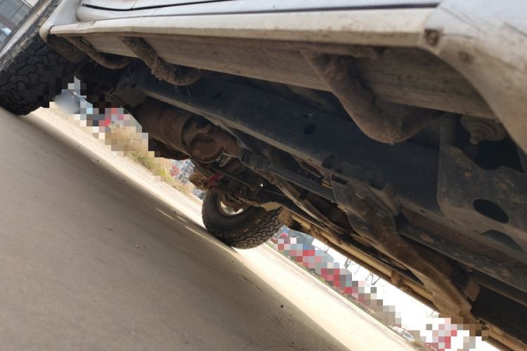 Used Leopaard Heijingang 2013 2.2L Manual Two-Wheel Drive Standard Version Chassis Front Right
