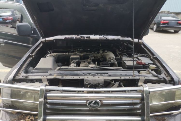 Used Leopaard Heijingang 2013 2.2L Manual 4x4 Standard Edition Engine Bay