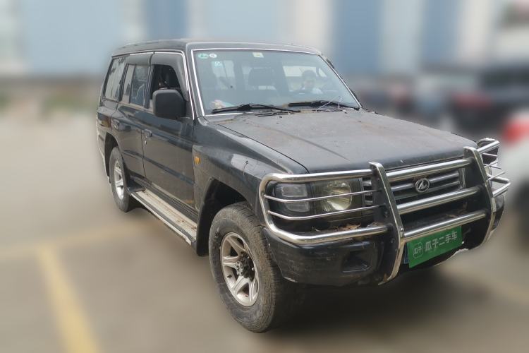 Used Leopaard Heijingang 2013 2.2L Manual 4x4 Standard Edition Front Right 45 Deg