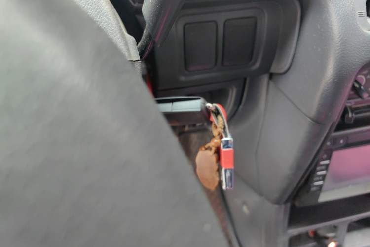 Used Leopaard Heijingang 2013 2.2L Manual Two-Wheel Drive Standard Version Vehicle Key