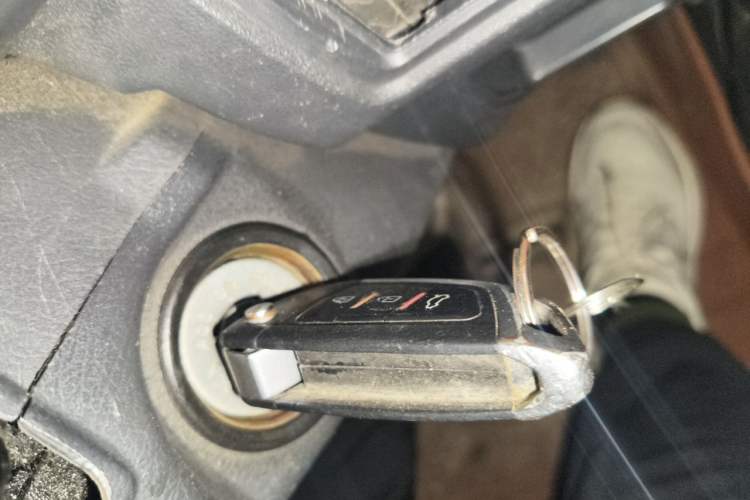 Used Leopaard Heijingang 2013 2.2L Manual Two-Wheel Drive Standard Version Vehicle Key