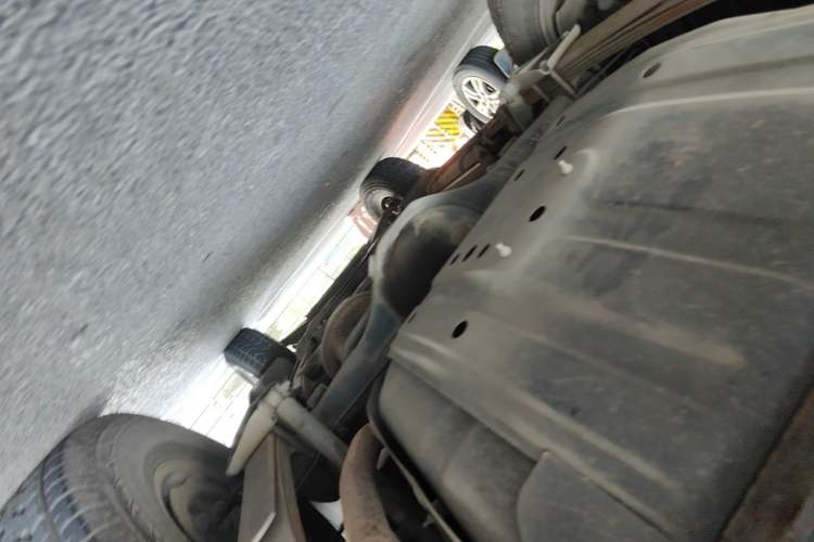 Used Leopaard Heijingang 2013 2.2L Manual Two-Wheel Drive Standard Version Chassis Rear