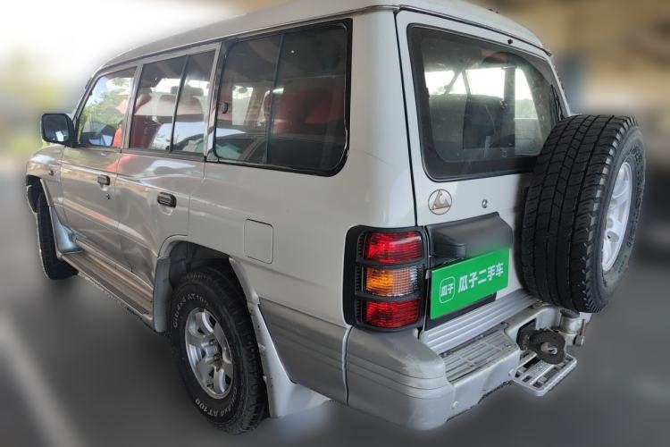 Used Leopaard Heijingang 2013 2.2L Manual Two-Wheel Drive Standard Version Rear Left 45 Deg