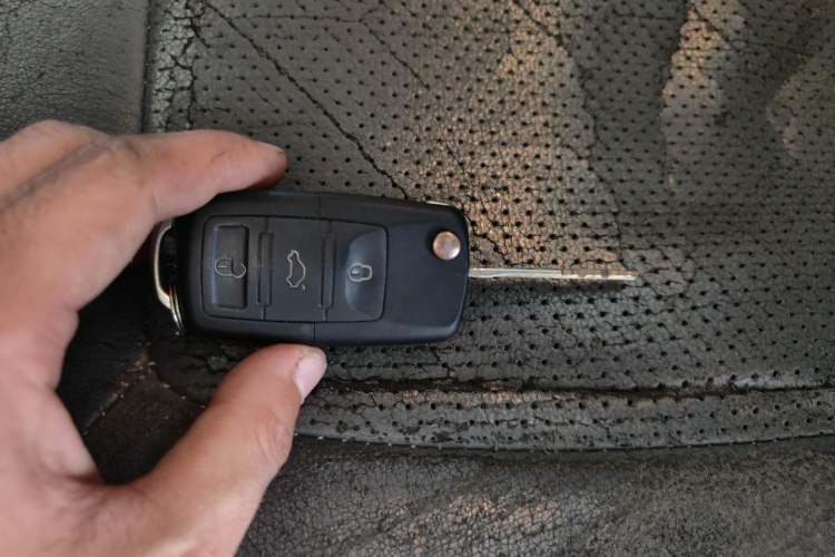 Used Leopaard Heijingang 2013 2.2L Manual Two-Wheel Drive Standard Version Vehicle Key