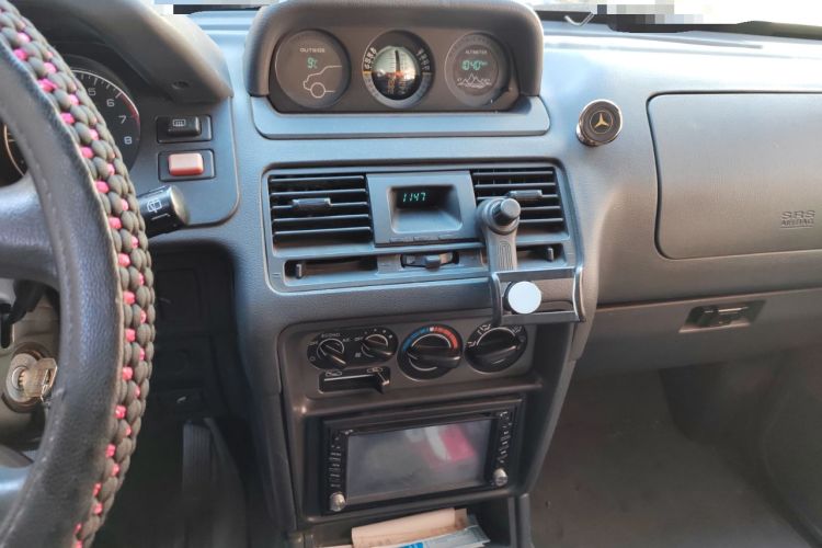 Used Leopaard Heijingang 2013 2.2L Manual 4x4 Standard Edition Audio And AC Panel
