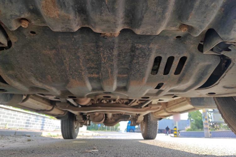 Used Leopaard Heijingang 2013 2.2L Manual Two-Wheel Drive Standard Version Chassis Front