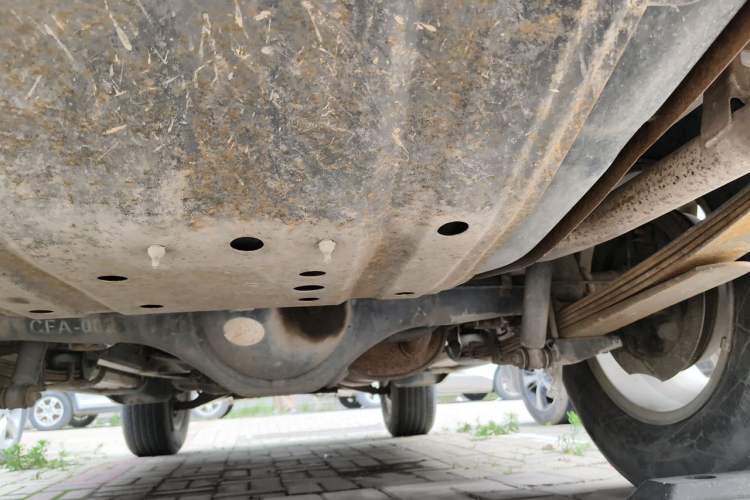 Used Leopaard Heijingang 2013 2.2L Manual Two-Wheel Drive Standard Version Chassis Rear