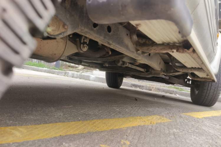 Used Leopaard Heijingang 2013 2.2L Manual Two-Wheel Drive Standard Version Chassis Rear Right