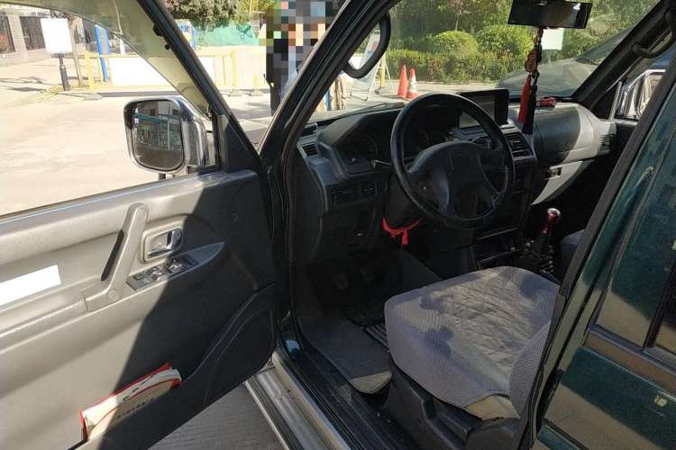 Used Leopaard Heijingang 2013 2.2L Manual 4x4 Standard Edition Driver Seat