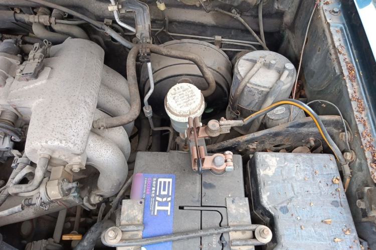 Used Leopaard Heijingang 2013 2.2L Manual Two-Wheel Drive Standard Version Engine Bay Left
