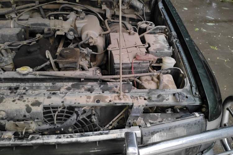 Used Leopaard Heijingang 2013 2.2L Manual 4x4 Standard Edition Engine Bay Left