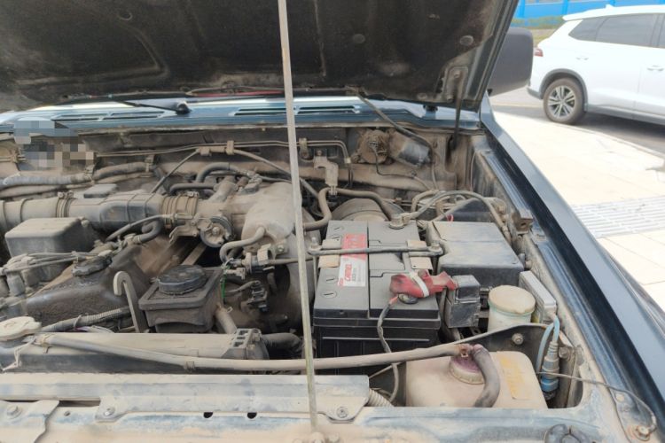 Used Leopaard Heijingang 2013 2.2L Manual 4x4 Standard Edition Engine Bay Left