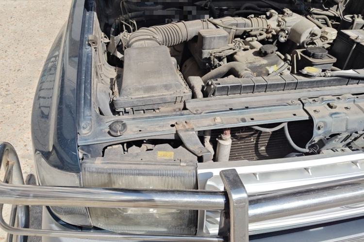 Used Leopaard Heijingang 2013 2.2L Manual 4x4 Standard Edition Engine Bay Right