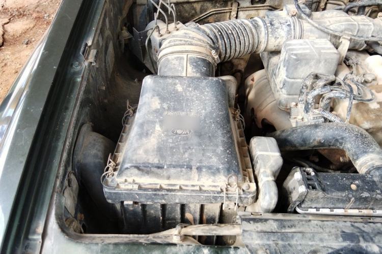 Used Leopaard Heijingang 2013 2.2L Manual Two-Wheel Drive Standard Version Engine Bay Right