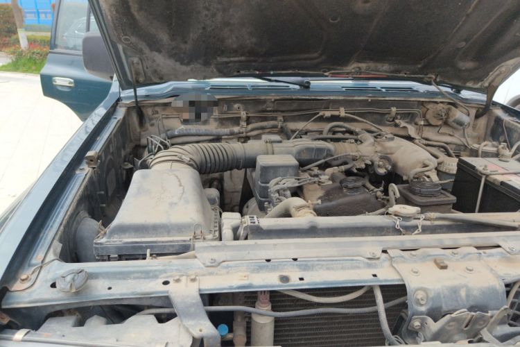 Used Leopaard Heijingang 2013 2.2L Manual 4x4 Standard Edition Engine Bay Right