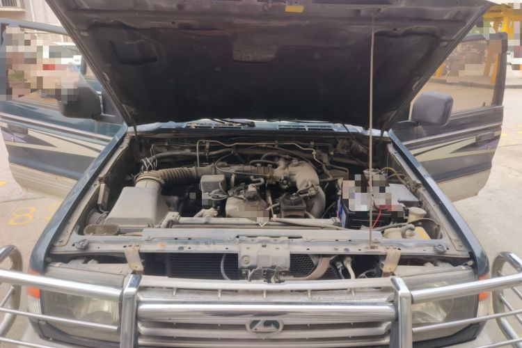 Used Leopaard Heijingang 2013 2.2L Manual Two-Wheel Drive Standard Version Engine Bay