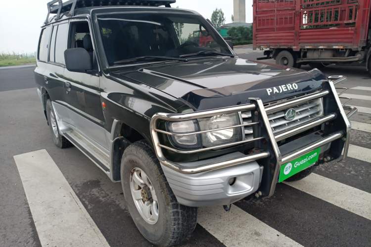 Used Leopaard Heijingang 2013 2.2L Manual Two-Wheel Drive Standard Version Front Right 45 Deg