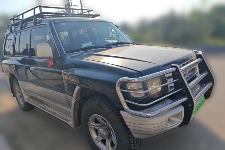 Used Leopaard Heijingang 2013 2.2L Manual Two-Wheel Drive Standard Version Front Right 45 Deg