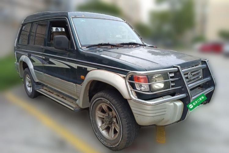 Used Leopaard Heijingang 2013 2.2L Manual Two-Wheel Drive Standard Version Front Right 45 Deg