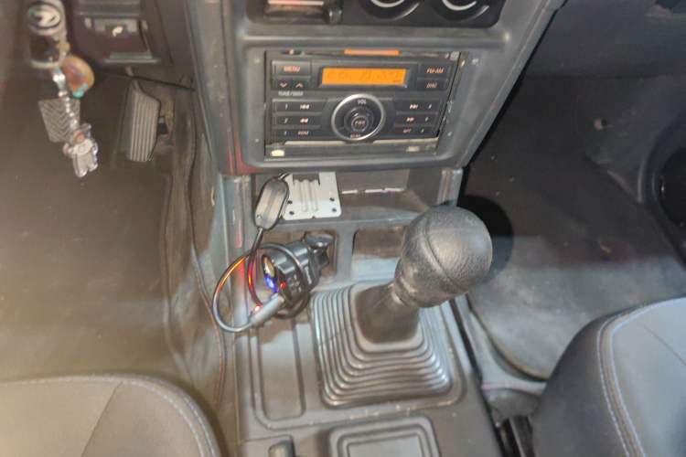 Used Leopaard Heijingang 2013 2.2L Manual 4x4 Standard Edition Gear Lever