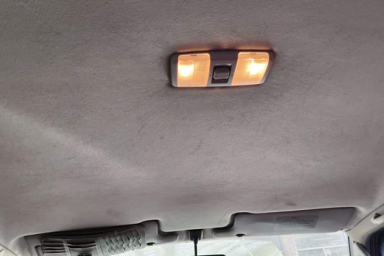 Used Leopaard Heijingang 2013 2.2L Manual Two-Wheel Drive Standard Version Headliner
