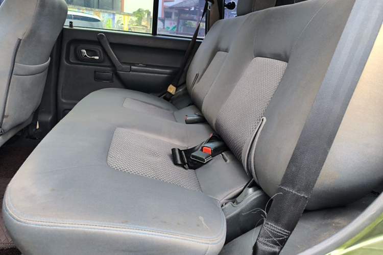 Used Leopaard Heijingang 2013 2.2L Manual 4x4 Standard Edition Left Rear Seat