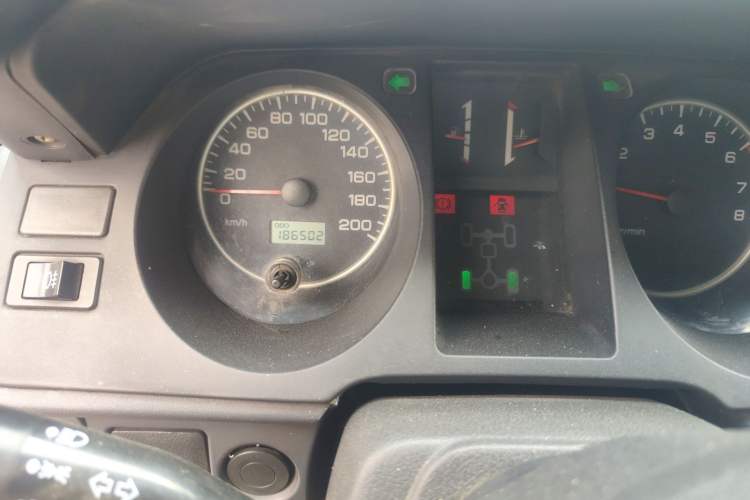 Used Leopaard Heijingang 2013 2.2L Manual 4x4 Standard Edition Odometer Close Up